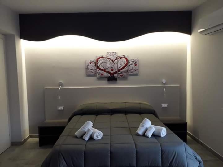 Donjon Suite Centro Storico Castelbuono  Room photo
